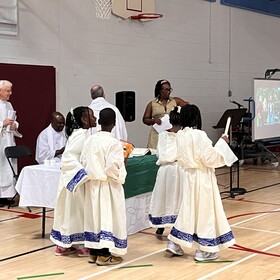 Nos élèves et tout le personnel ont reçu la bénédiction